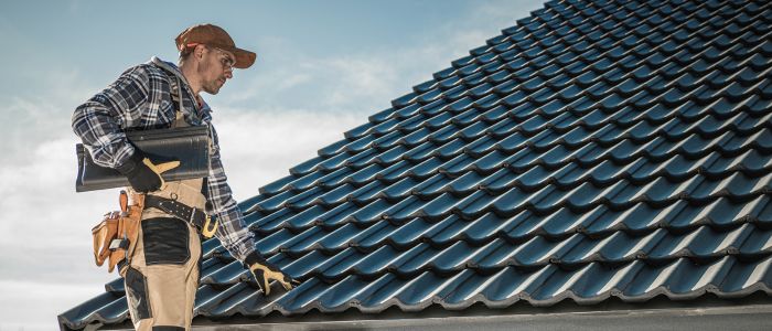 Откъде да купите материали за ремонт на покрив