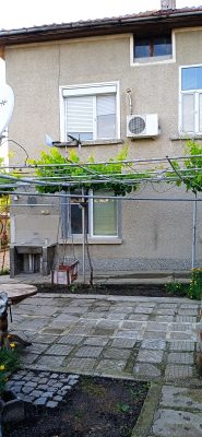 Фасада 2 - Димитър