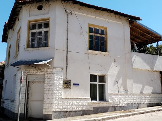 Фасада 1 - Десислава