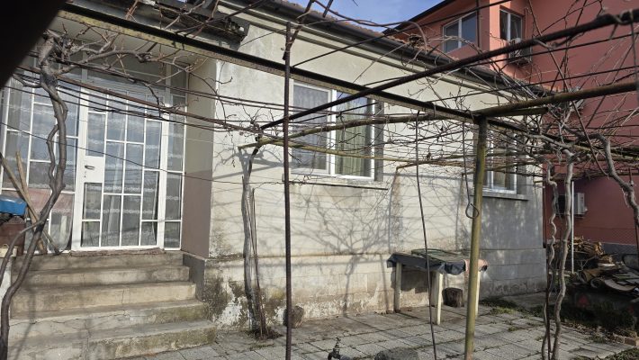 Фасада 1 - Гинка