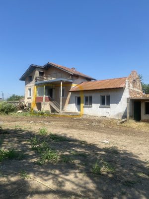 Фасада 1 - Павлина