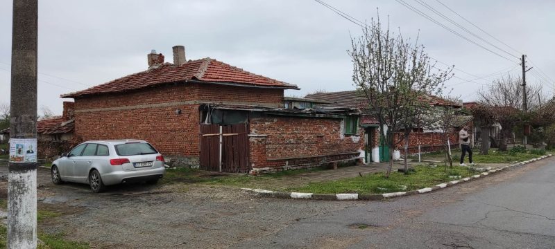Фасада 2 - Тотка