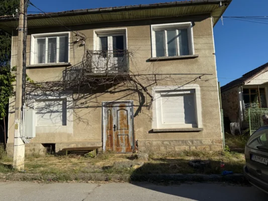 Фасада 1 - Йонка
